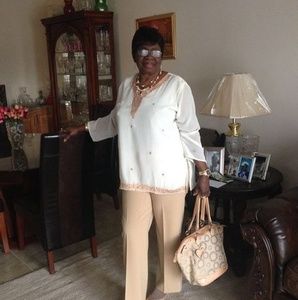 Meet your Posher, Evance